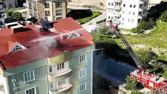Nevşehir'de Çatı Katındaki Mutfakta Yangın Çıktı