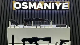 Osmaniye'de Ruhsatsız Silah Bulunan Otomobildeki 3 Şüpheli Tutuklandı