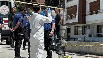 Parkta Ellerinde Kanla Bulunan Şüpheli: Anne ve Babasını Öldürdüğünü İtiraf Etti