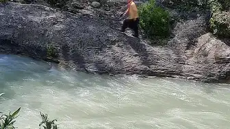 Serinlemek İçin Girdiği Çayda Akıntıya Kapıldı: Kayıp Kişiyi Bulmak İçin Çalışma Başlatıldı