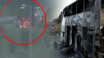 Tuzla'da Tur Otobüsü Motor Kısmından Alev Aldı: 43 Yolcu Tahliye Edildi