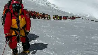 Tyler Andrews, Ek Oksijenle Everest'te Yeni Hız Rekoru Kırdı
