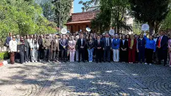 Vali Sözer, gençlerle tarih ve medeniyet gezisinde buluştu
