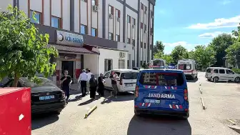 Adıyaman'da Kuzeninin Vurduğu Şahıs Hastaneye Kaldırıldı
