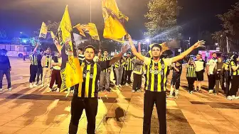 Aziz Yıldırım'ın Fenerbahçe Başkanlığına Seçilmesi Düzce'de Kutlandı