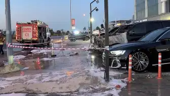 Bakırköy'de Galerideki 4 Otomobil Kundaklandı: 50 Milyon Liralık Hasar