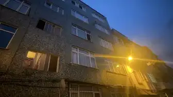 Cam Silen Kadın 5. Kattan Düşerek Hayatını Kaybetti
