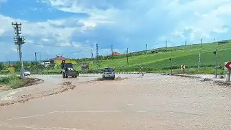 Çorum'un Alaca İlçesinde Sağanak Tarım Arazilerine Zarar Verdi