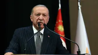 Cumhurbaşkanı Erdoğan Kabine Toplantısı'nı Beştepe'de Gerçekleştiriyor: Gündem NATO Zirvesi ve Terörle Mücadele