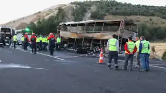 Denizli'deki otobüs kazasında can kaybı artıyor: Ölenlerin sayısı 9'a yükseldi