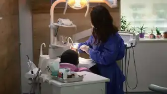 Diş Hekimlerinden Uzmanlık Unvanı Düzenlemesine Tepki