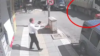 Elazığ'da Kamyon Faciası: 10 Araç Zincirleme Kaza Yaptı, 5 Yaralı