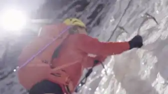 Everest'te Mucize: Altı Gün Sonra Bulunan Rehber Hayata Tutundu