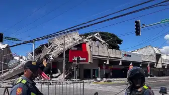 Filipinler'de 7.8 büyüklüğünde deprem ve tsunami: Can kaybı artıyor