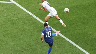 Fransa, Irak'ı 3-0 Mağlup Ederek Son 32 Turuna Yükseldi
