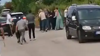 Gölcük'te Aile Kavgası: Silahlı ve Taşlı Saldırıda Yaralılar Var