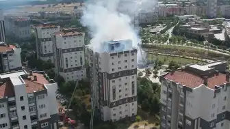 İstanbul Atakent'te 11 Katlı Binada Yangın: 10 Yaralı
