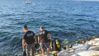 Aydın'da Dalgalara Kapılan 12 Kişiden 3'ü Hayatını Kaybetti