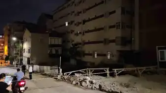 Bahçelievler'de İnşaat Çalışması Sırasında Binada Çatlama Sesleri: 45 Kişi Tahliye Edildi