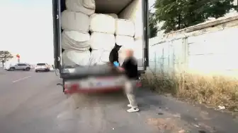 Batman'da Pamuk Yüklü Tırlarda 112 Kilo Esrar Ele Geçirildi