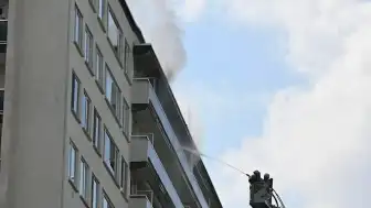 Belçika'nın Antwerp kentinde 10 katlı binada yangın çıktı: Çok sayıda can kaybı ve yaralı var