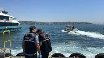 Beşiktaş Sahili Açıklarında Denizden Cansız Beden Çıkarıldı
