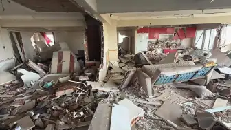 Çorlu'daki Patlama Sonrası İncelemeler Sürüyor: Belediye Başkanı Ahmet Sarıkurt: "Bir süre binayı kullanamayacağız"