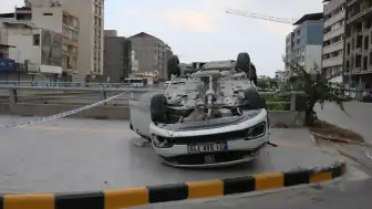 Hatay'da Trafik Kazası: 2 Kişi Hayatını Kaybetti, 3 Yaralı
