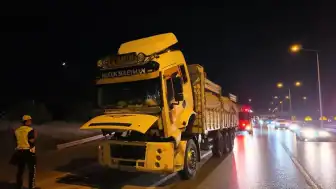 İnegöl'de Freni Patlayan Kamyon Polis Müdahalesiyle Durduruldu