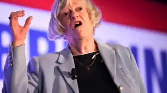 İngiltere Başbakanı Keir Starmer: "Ann Widdecombe seçkin bir siyasetçiydi"
