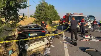 Kırşehir-Kayseri Yolunda Trafik Kazası: Gurbetçi Aileden 3 Kişi Yaşamını Yitirdi