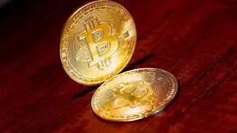 Kripto Para Piyasasında Bitcoin Direnci: ETF Çıkışları ve Zincir Üstü Veriler
