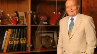Kültür Okulları Kurucusu Fahamettin Akıngüç 100 Yaşında Vefat Etti