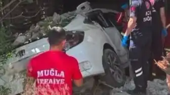 Muğla Seydikemer'de Trafik Kazası: Nişanlı Çiftin Yolculuğu Facia ile Sonuçlandı