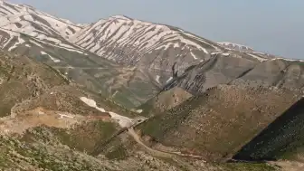 Şırnak Kel Mehmet Dağları'nın Karla Kaplı Zirvesi Havadan Görüntülendi