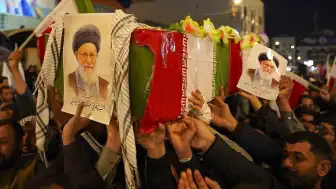 Tahran'da Ali Hamaney İçin 'Yüzyılın Cenazesi' Hazırlığı Başlatıldı