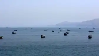 Umman Körfezi'nde LNG Tankerine İHA Saldırısı: Gemiden Yardım Çağrısı Geldi
