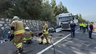 Düzce'de Trafik Kazası: Otomobil Sürücüsü Hayatını Kaybetti