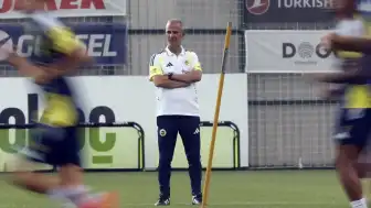 Fenerbahçe'de Kadro Revizyonu: 3 Oyuncuyla Yollar Ayrılıyor