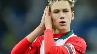 Galatasaray'da 'Yönetim İstifa' Sesleri Ardından Transfer Hızlandı: Batrakov İmzaya Yaklaştı