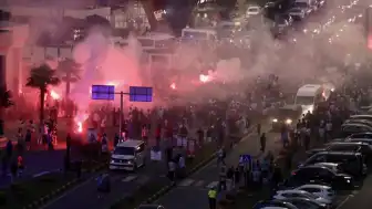 Muhammed Salah İçin Trabzon'da Binlerce Taraftar Toplandı, Trafik Oluştu