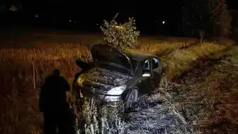 Çorlu'da Otomobil Otlağa Savruldu: 4 Kişi Kurtuldu
