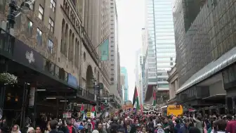 New York'ta Netanyahu Protestosu: Binlerce Kişi BM Genel Merkezi'ne Yürüdü