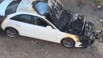 Şanlıurfa'da Park Halindeki Otomobil Önce Ateş Edildi, Sonra Kundaklandı