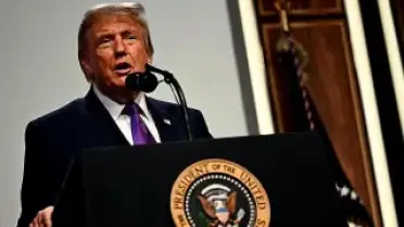 ABD Başkanı Trump'tan İran'a Saldırı Ertelemesi