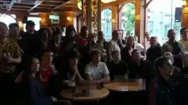 Arsenal, Bournemouth'un Golüyle Manchester City'nin Takılmasının Ardından Şampiyon Oldu