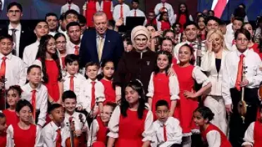Emine Erdoğan'dan Cumhurbaşkanlığı Çocuk Orkestrası ve Korosu Konserine Tam Destek