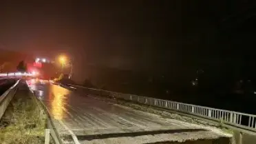 Hatay'da Sağanak: Samandağ'da Köprü Çöktü, Evler Sular Altında Kaldı