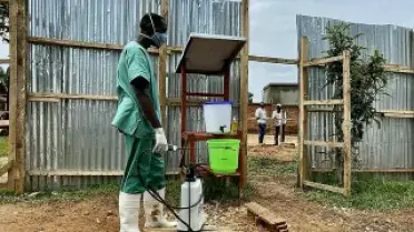 Kongo'da Ebola Salgınında Can Kaybı 131'e Yükseldi