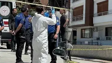 Parkta Ellerinde Kanla Bulunan Şüpheli: Anne ve Babasını Öldürdüğünü İtiraf Etti